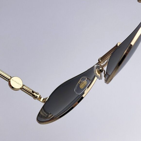 NEW Versace VE2236 1002Z3 Gold Silver Mirrored Polarized Pilot Unisex Sunglasses - Picture 5 of 15